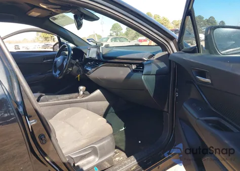 2018 Toyota C-Hr Xle z USA, uszkodzony, nr VIN NMTKHMBX8JR027558